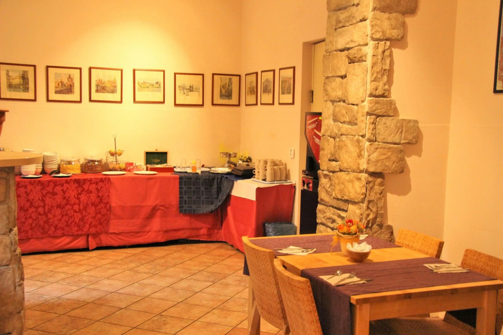 City Lounge Hotel