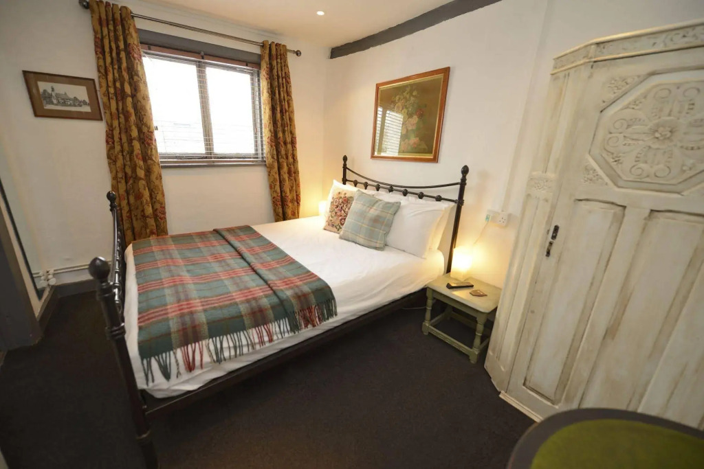 The White Lion Inn