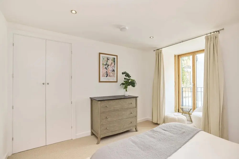 Southwest London Stay