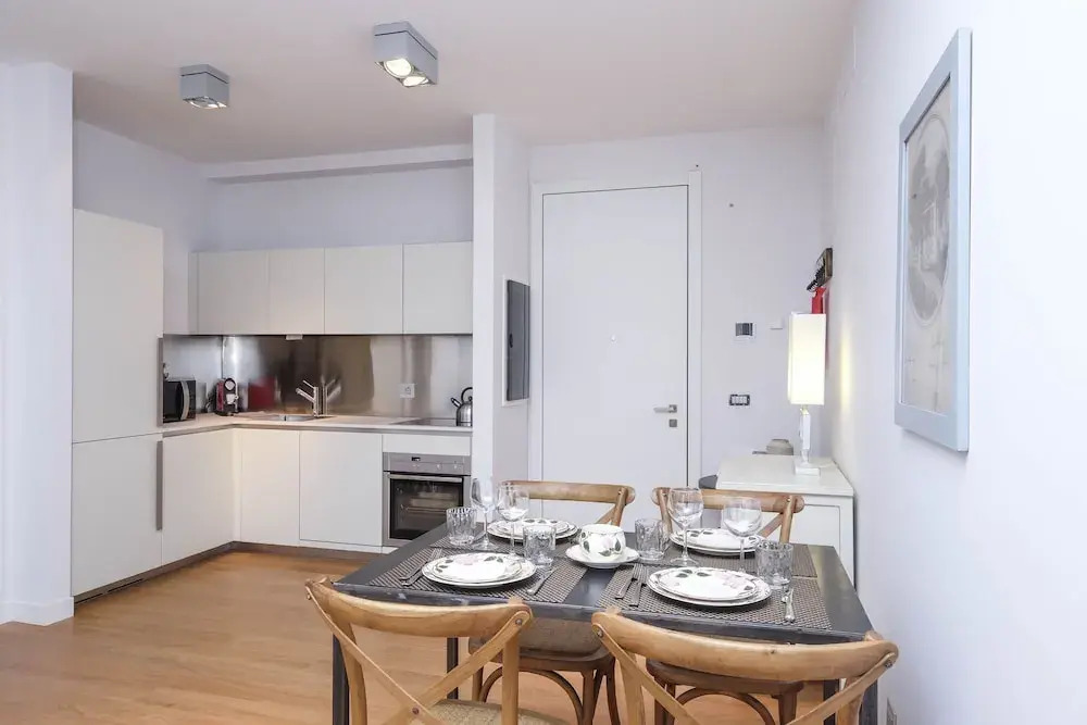 Brilliant Modern Home In Monti