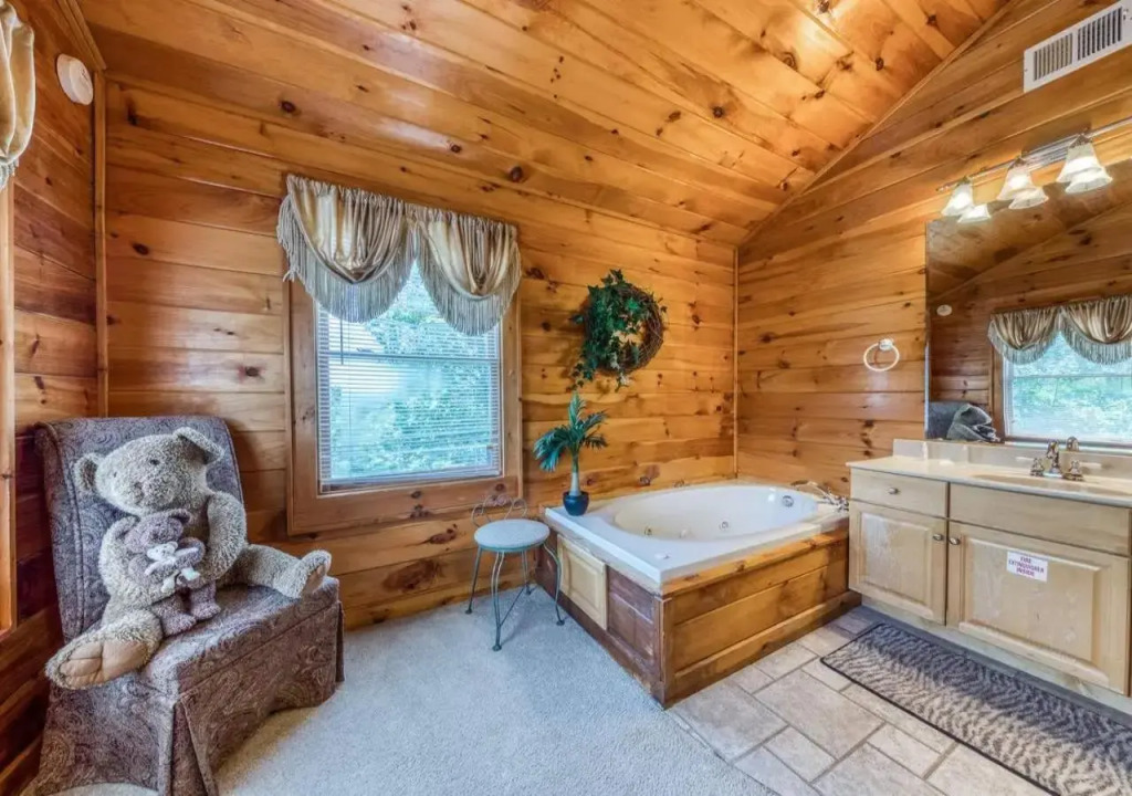 Arrowhead Log Cabin Resort Papaws Bear Den Cabin - by TS