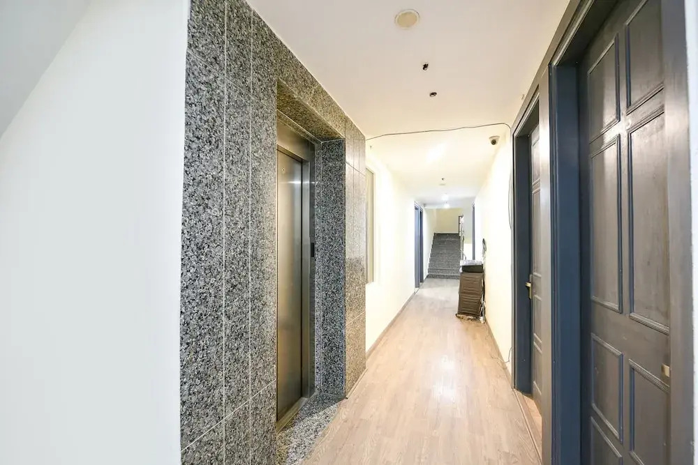 FabHotel Twamev