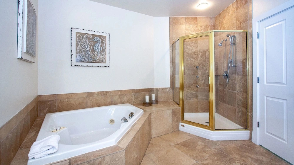 Three Bedroom With Media Room - Unit Crdph15