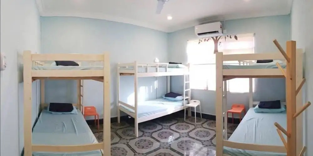 Red Eagle Bagpacker Hostel