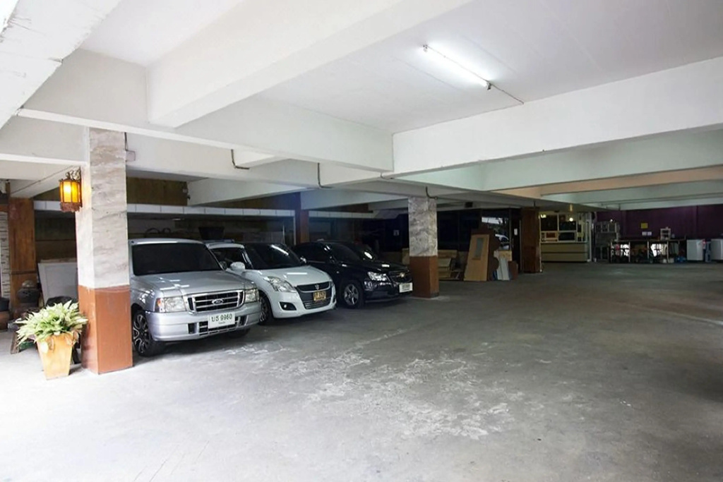 Kaya Place