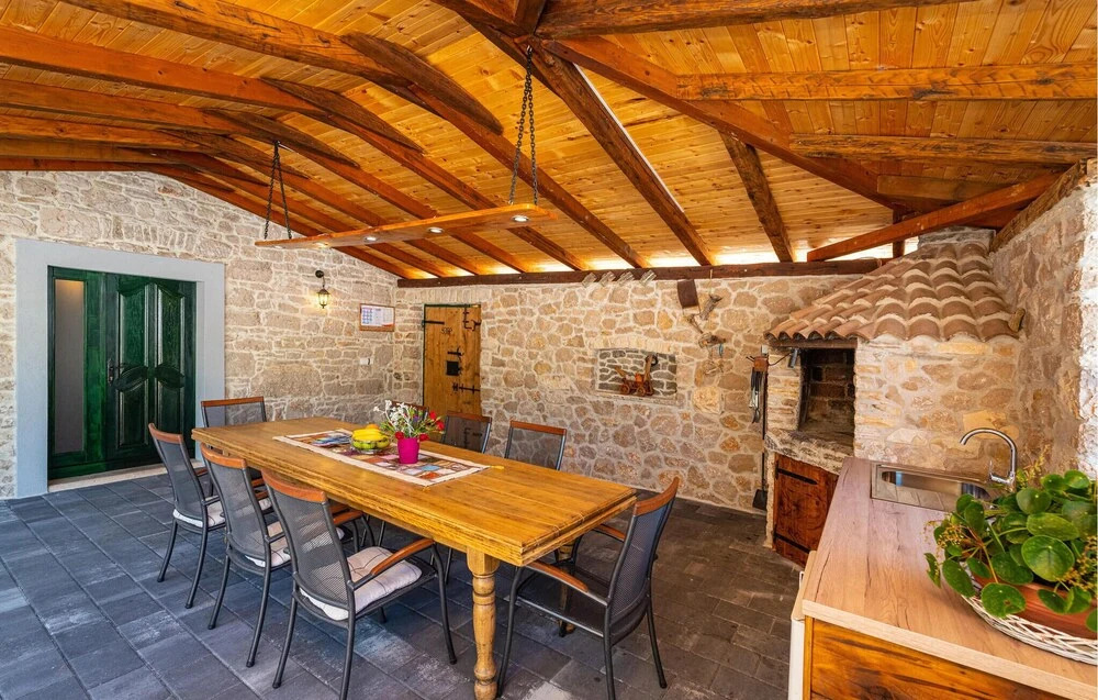 Awesome Home In Drage