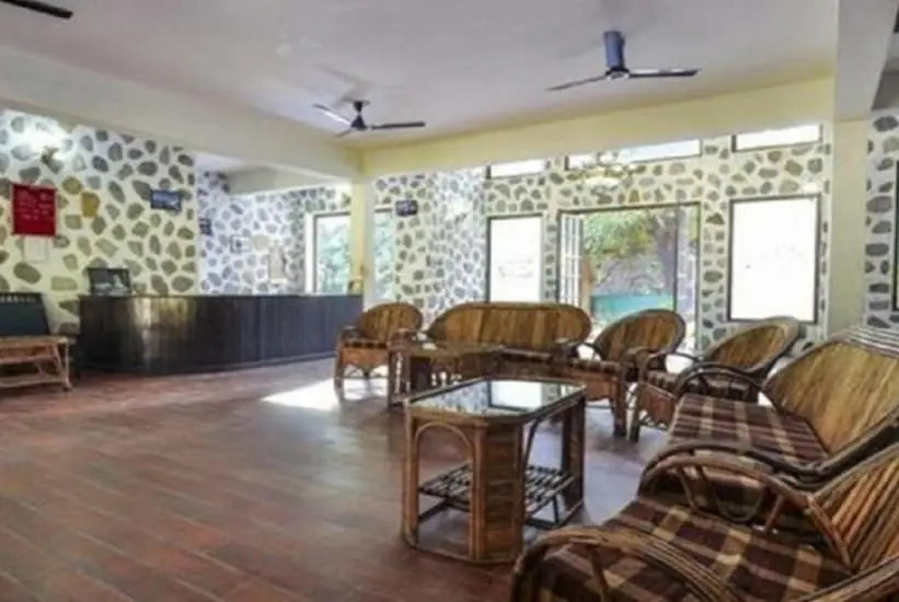 Pratiksha River Retreat