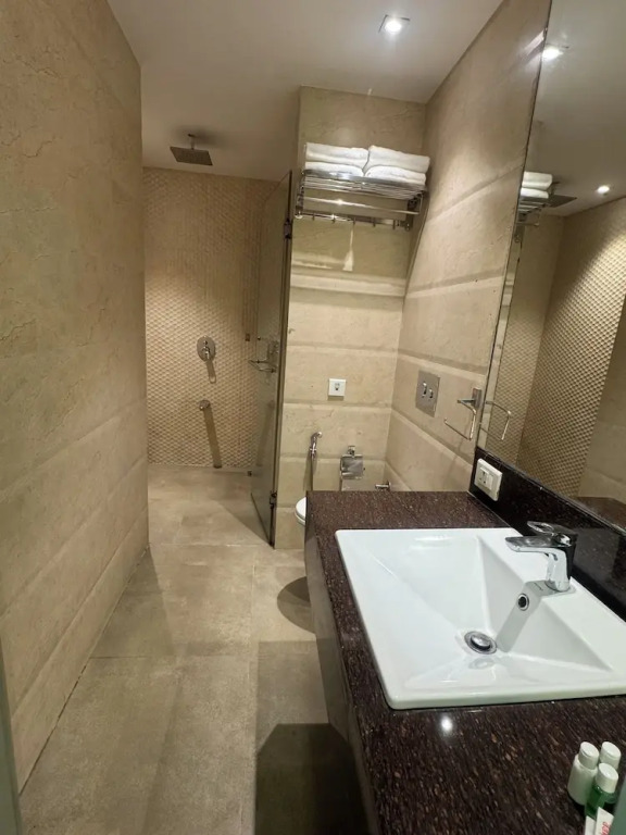 Hotel Dakshin Grandeur