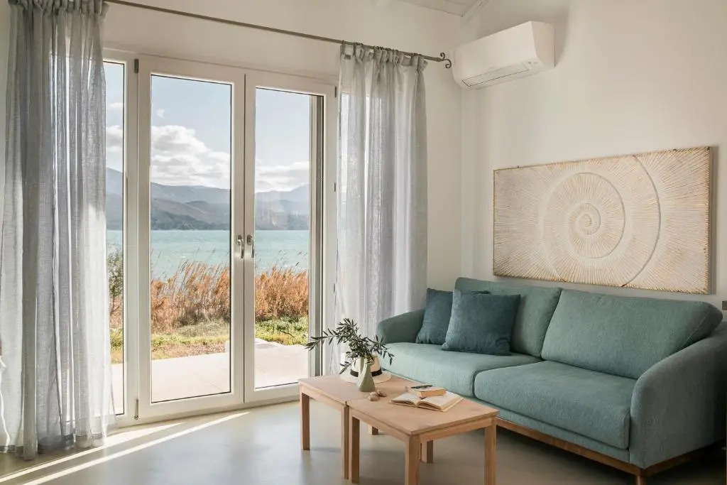 Apollonides Seafront Villa 2 Melete