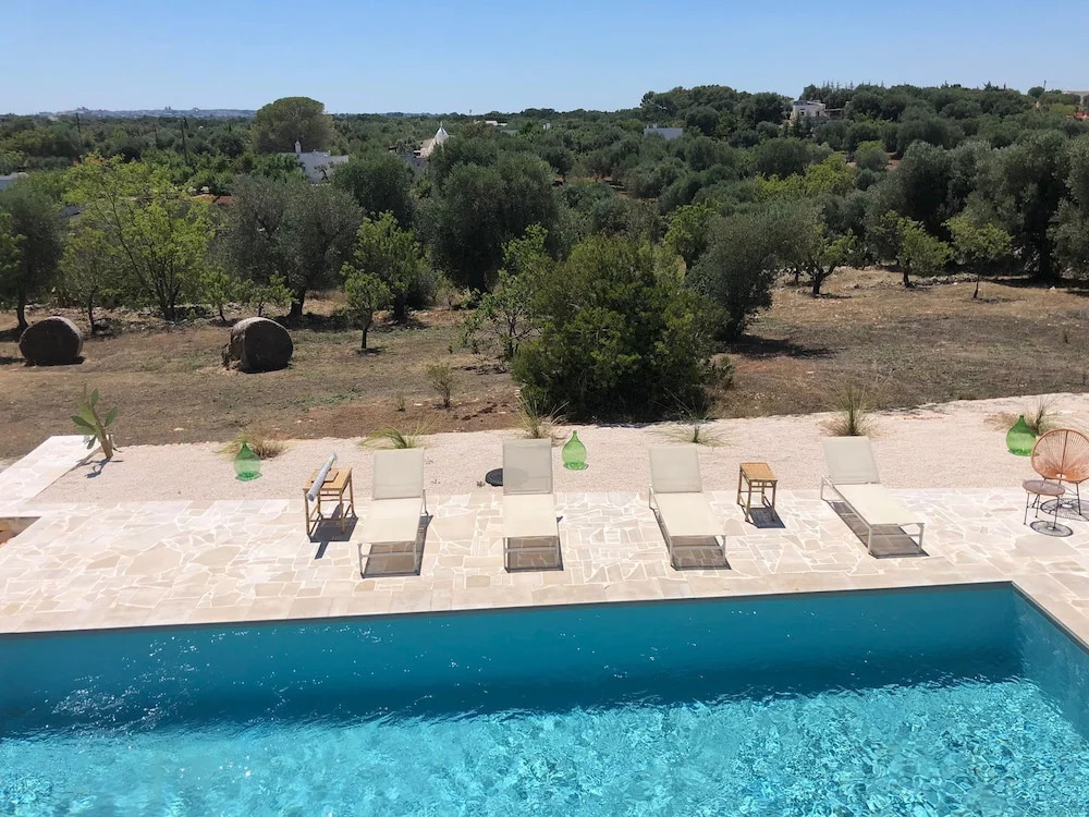 Impeccable 3-bed Villa in Contrada Sessana Grande