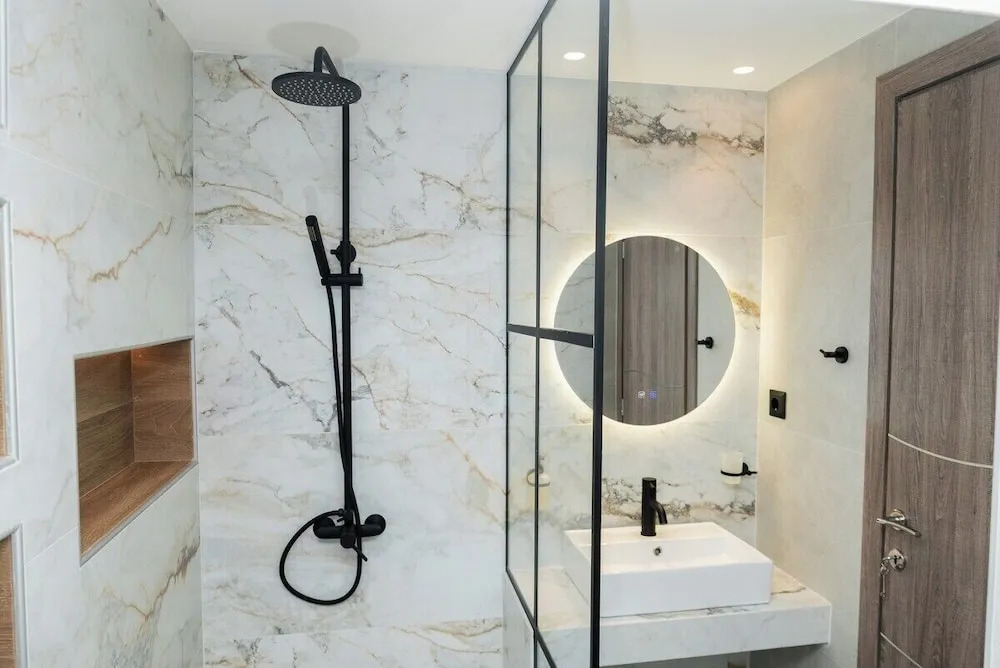 G B Urban Spa by Cretanhouses