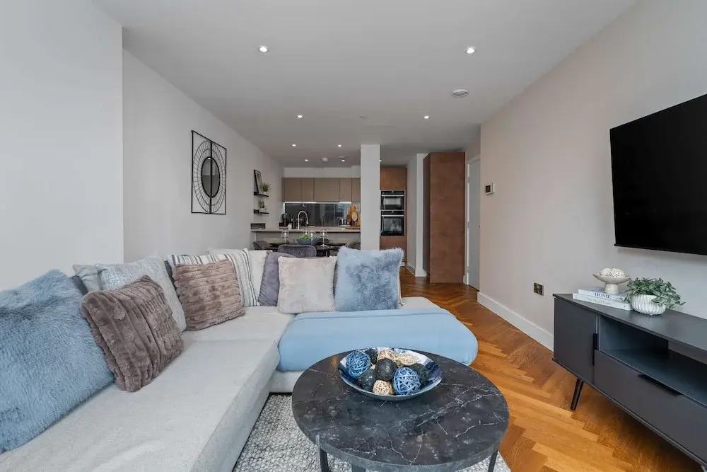 Seraphine Residence - Luxury 1BR Apartment