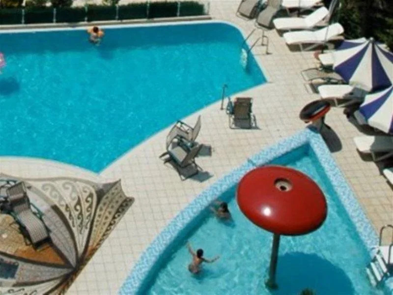 Vela Hotel Restaurant
