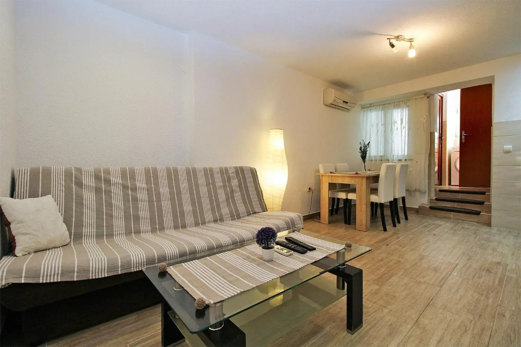 Apartment Besima 2178