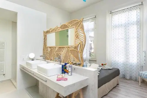 Mediterraneo Suite Home