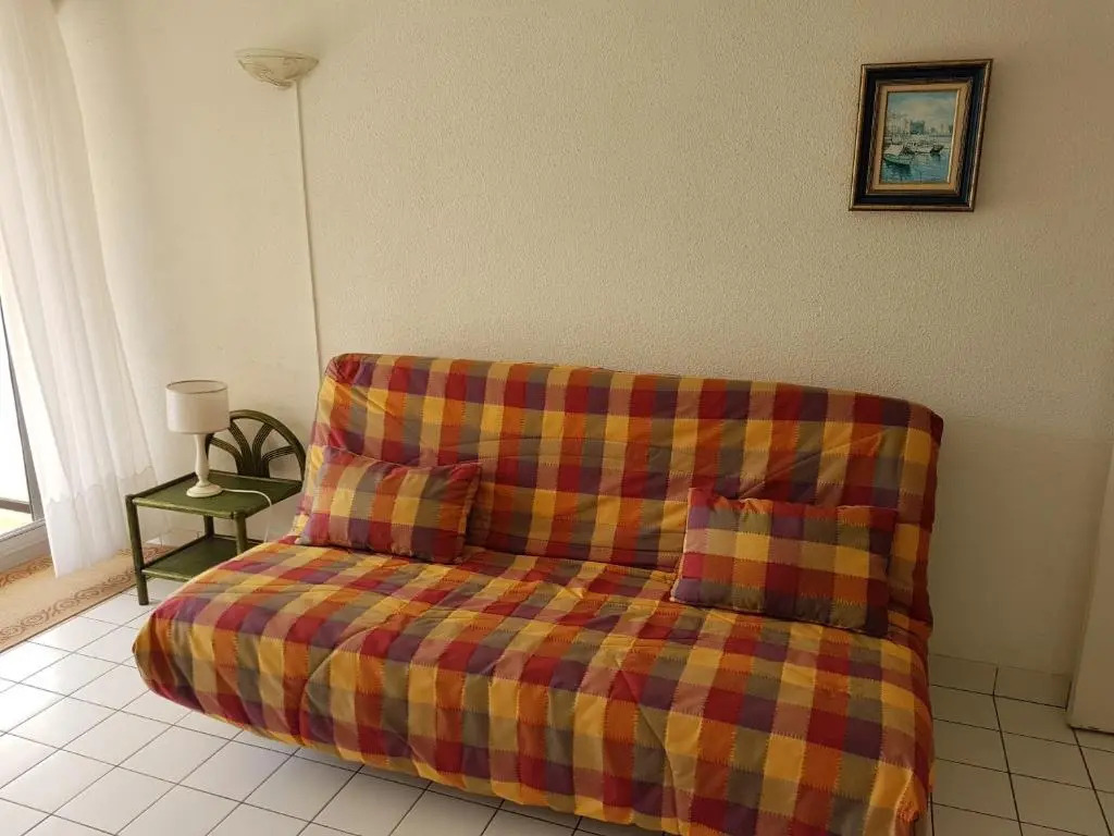 Appartement en RDC avec terrasse face a la mer