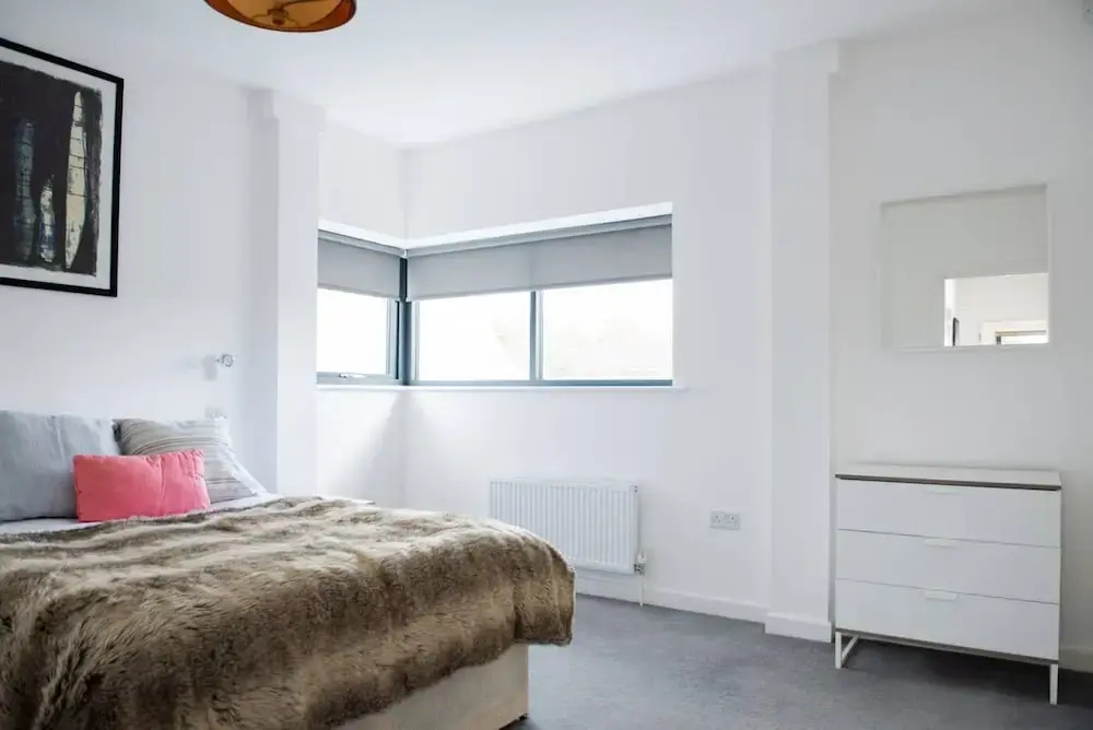 Modern 2 Bedroom Clapham Apartment With Large Terrace