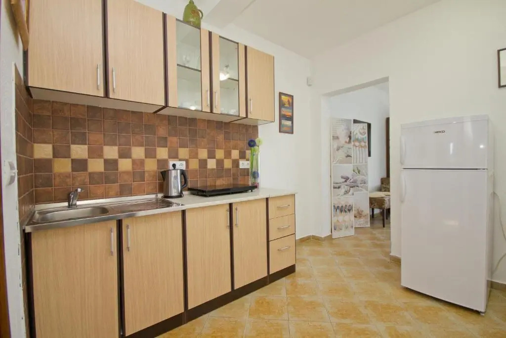 Apartments Dora