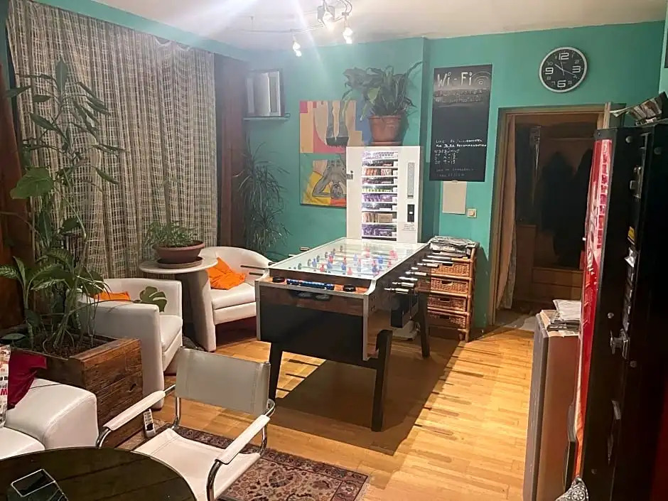 Suburb Hostel