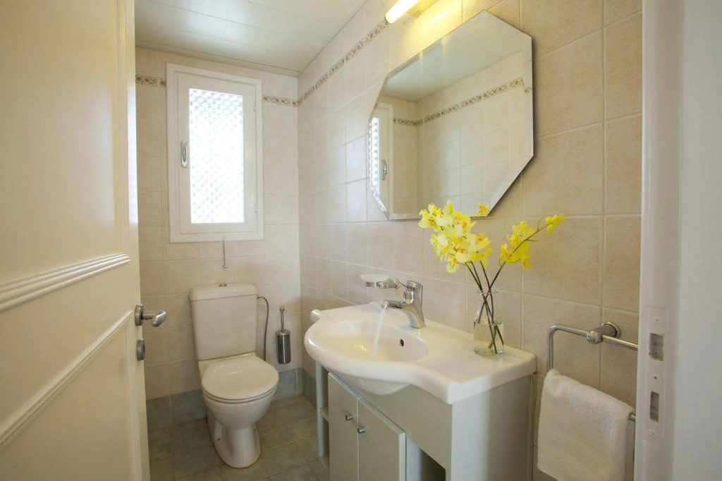 Liora Suite