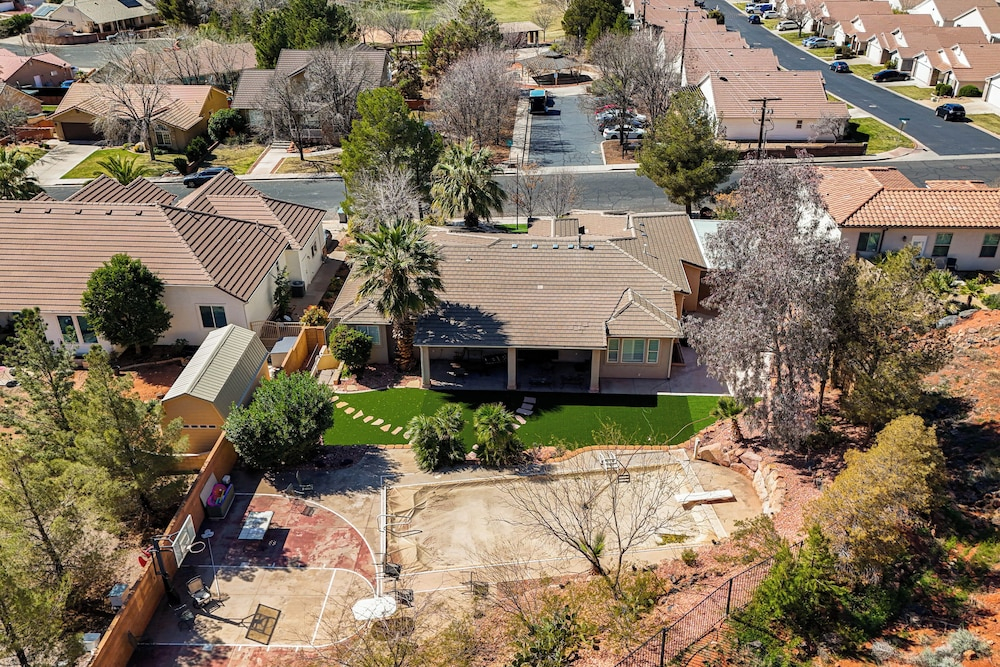 Backyard Oasis w/ Pool! Family Home in St George