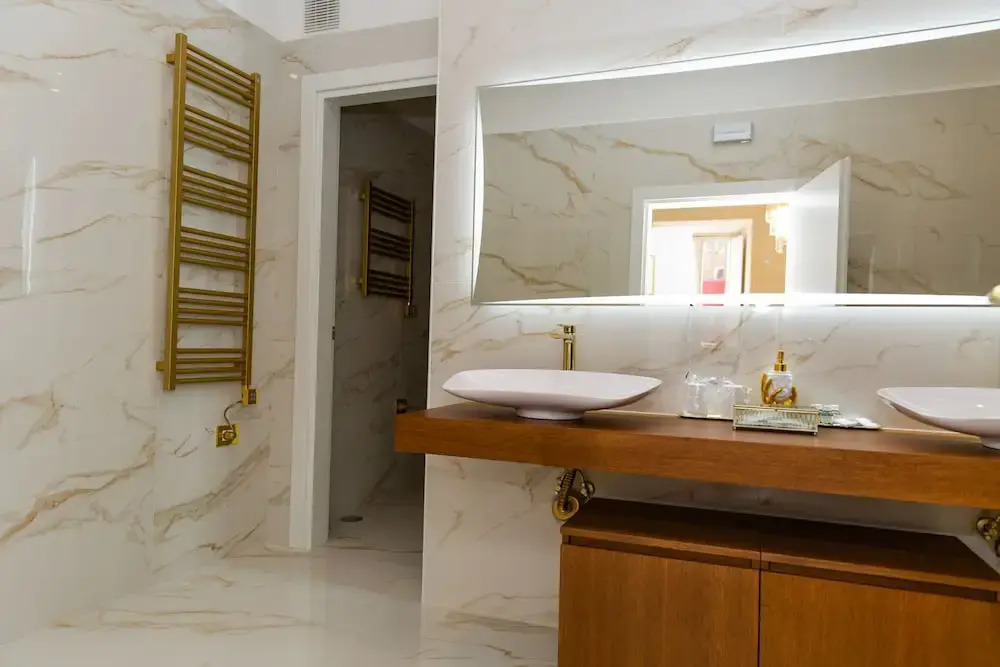 Golden Palace Luxury Guest House