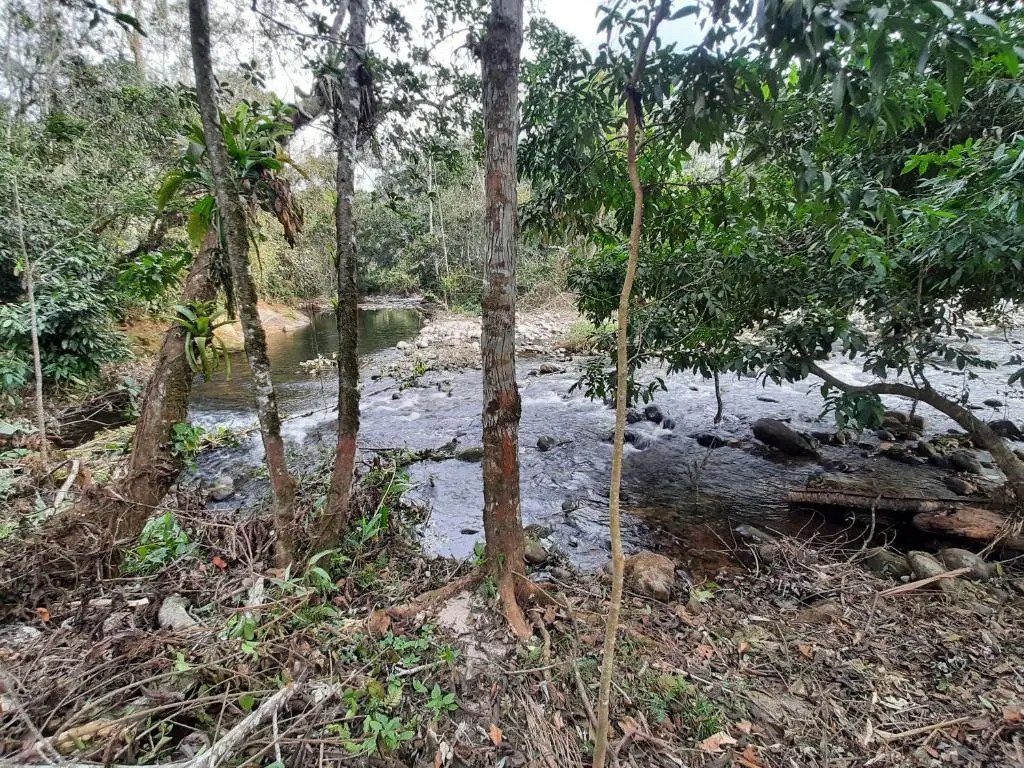 Chalé c/cachoeira a 17 minutos de carro da praia