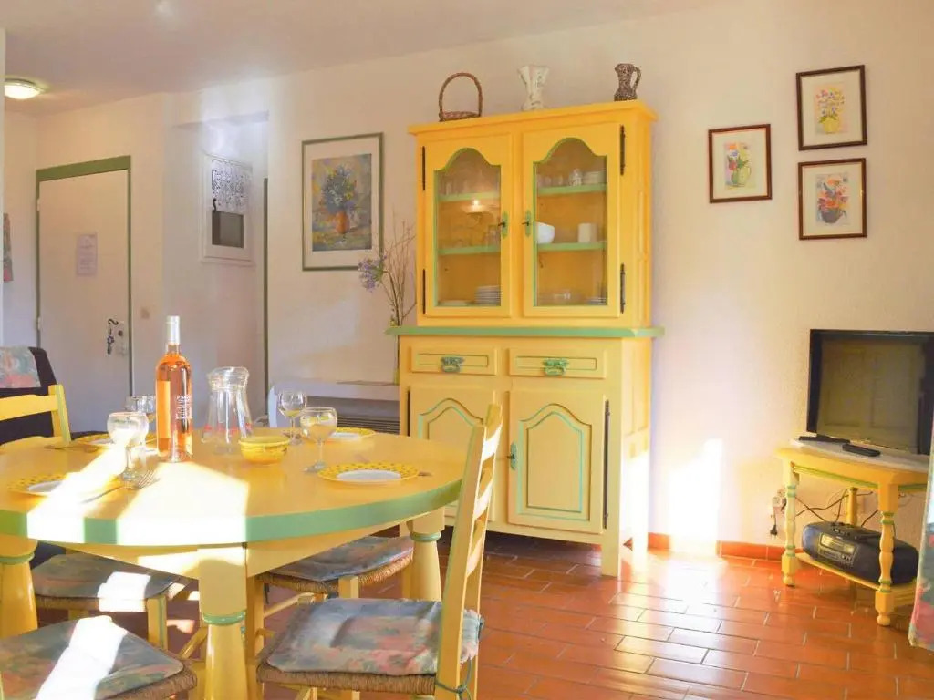 Appartement Le Lavandou, 2 pièces, 4 personnes - FR-1-251-238