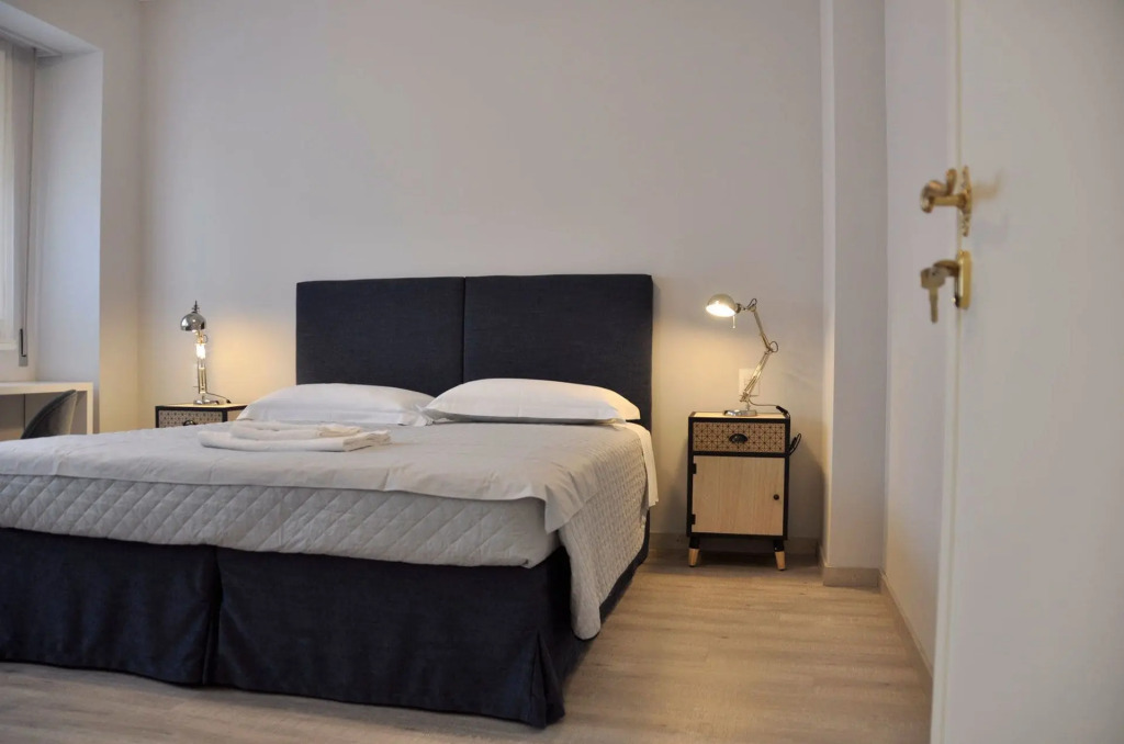 Dimora 16 Rooms & Garden