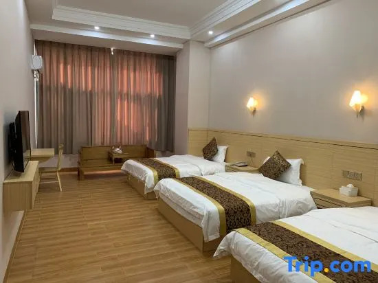 Ruili Xingyi Business Hotel
