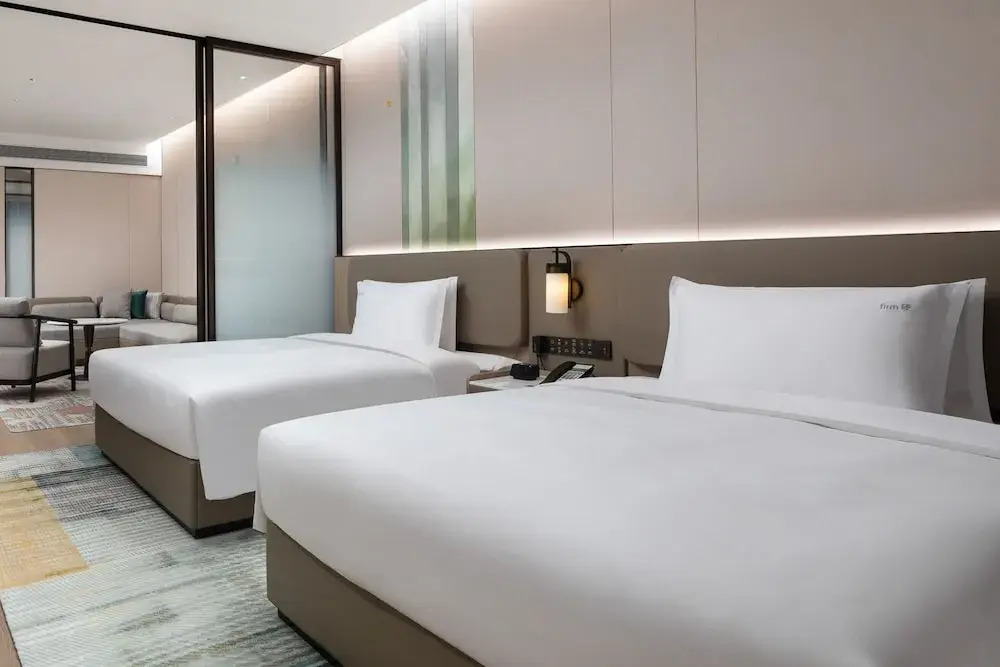 Holiday Inn & Suites Shanghai Changfeng by IHG