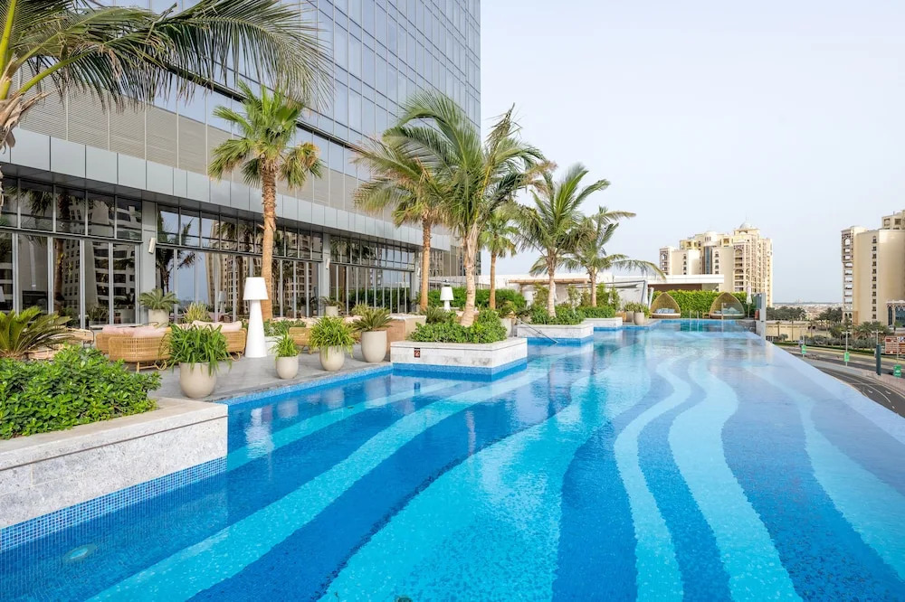 Ultra Luxury Palm Tower with Shared Hotel Facilities