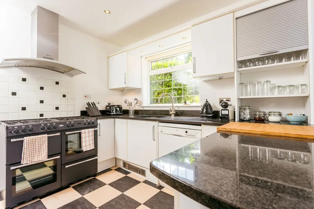 Beautifully Renovated Family Home Cambridge