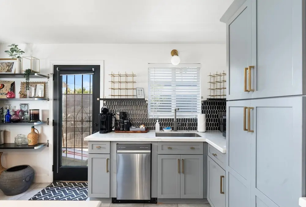 Midtown Digs