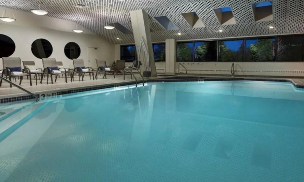 APA Hotel Woodbridge