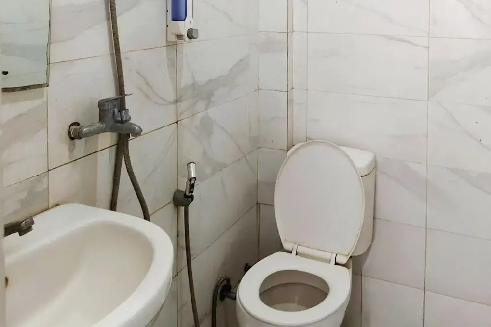 TwoSpaces Living at Nabila Semampir Homestay