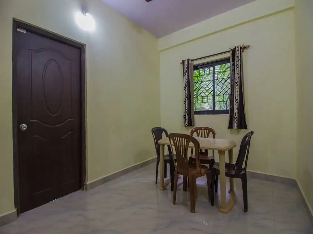 OYO 15489 Home Field View 1BHK Calangute