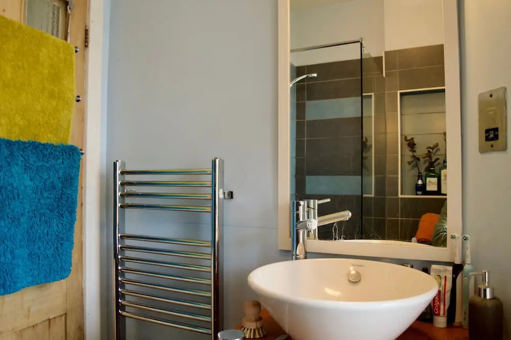 Bright 1 Bedroom Apartment At The Shore