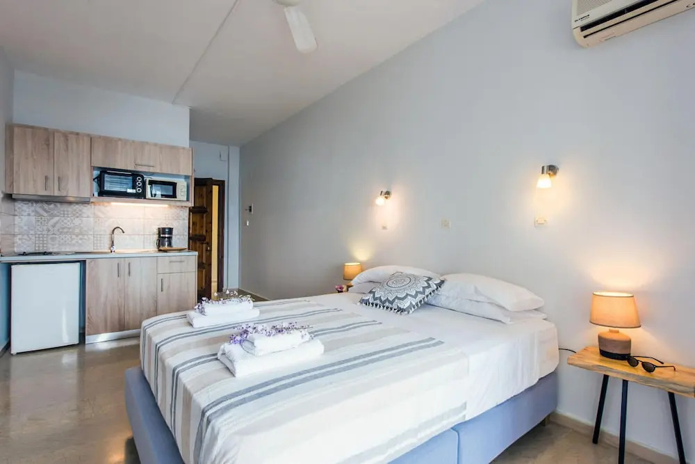 Hotel Barbati - Cozy Studio With Mountain Views