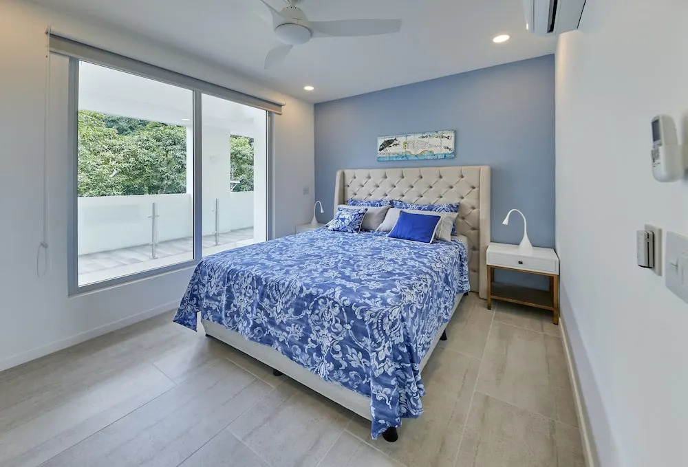 Sunset Blvd 3A - 2 Br Condo