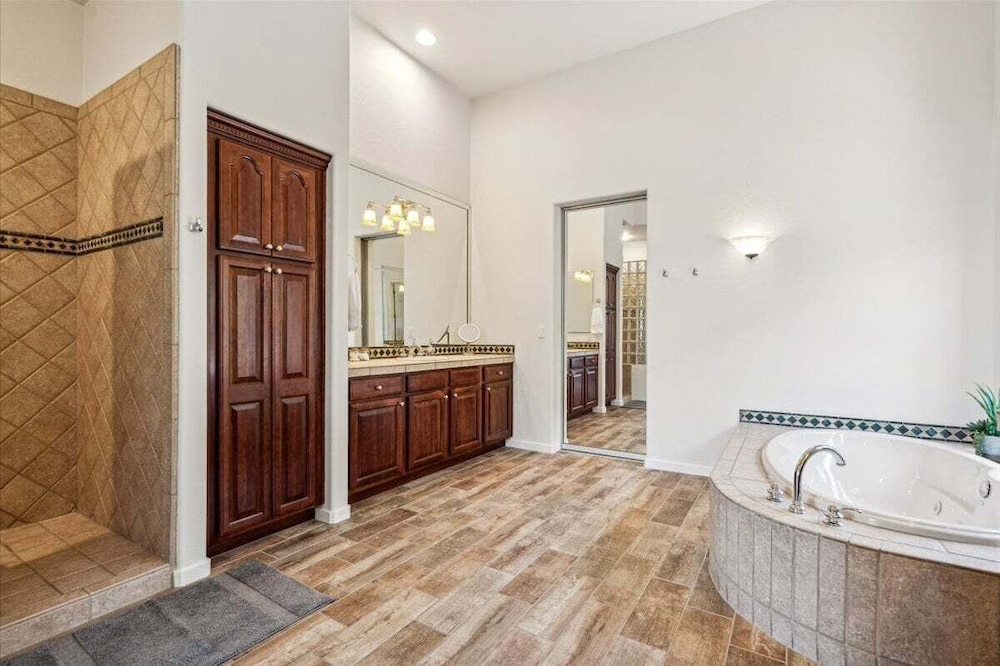 Scottsdale - 14586 E Wethersfield Rd