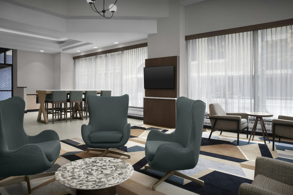 Hampton Inn Indianapolis Downtown Across from Circle Centre