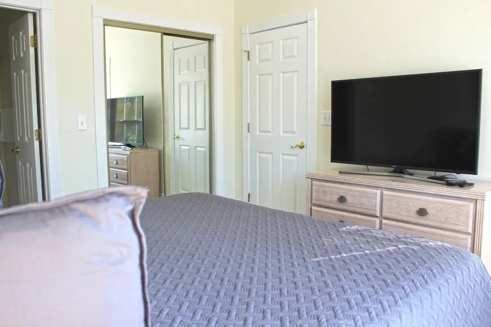 Comfortable & Spacious Villa at Myrtlewood