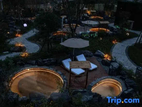 Ya'an Nanshuige Kaiyuan Mingting Hot Spring Hotel
