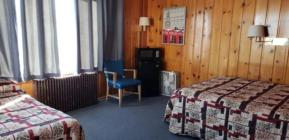 Caribou Lodge and Motel