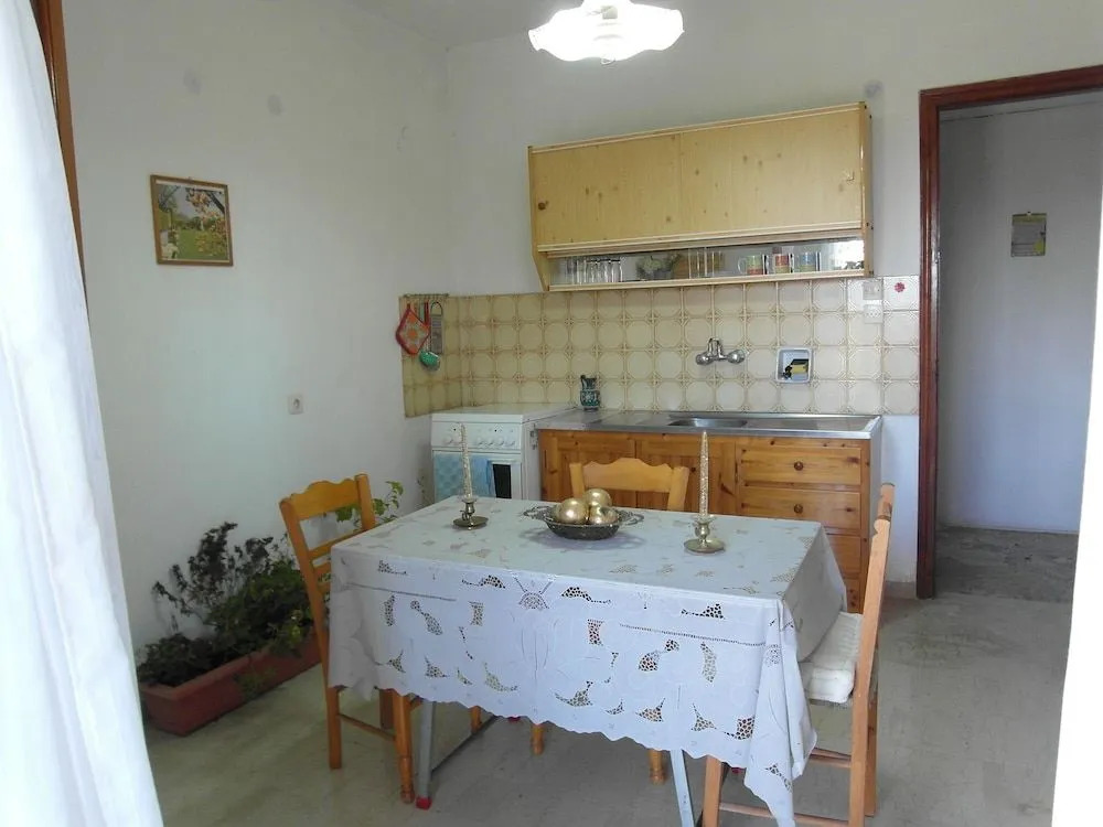 Almiros Apartments