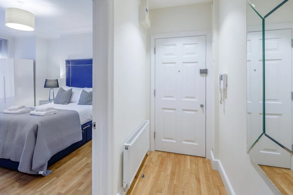 Bright Lower Ground One Bedroom Apartment