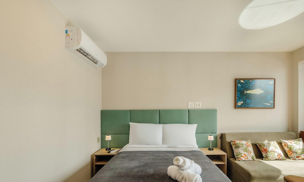Stay With Style and Convenience in Salvador LIV