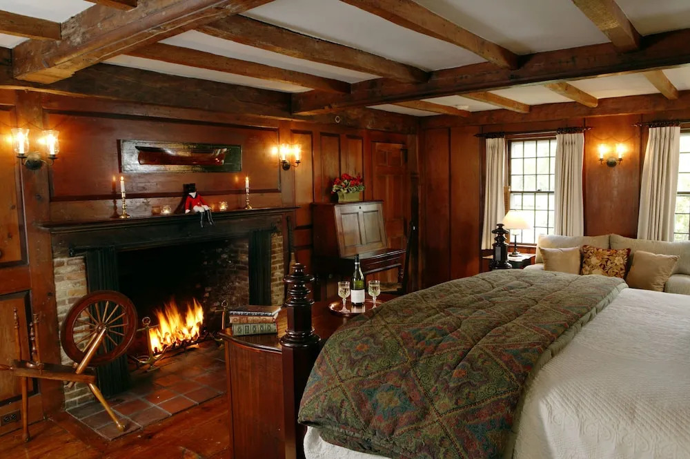 Captains House Inn