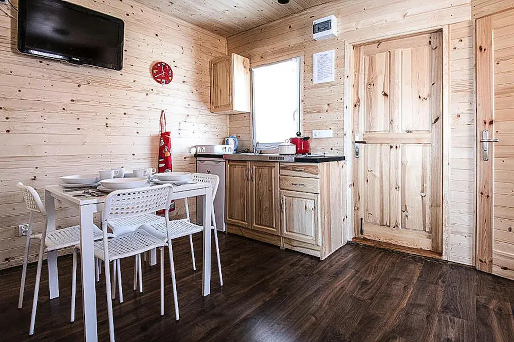 Holiday homes, attractions for children